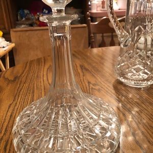 Stunning crystal whisky decanter